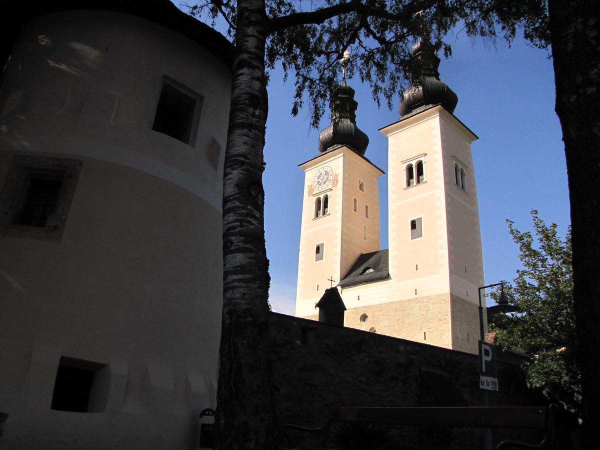 Kronenwirt Gurk Dış mekan fotoğraf
